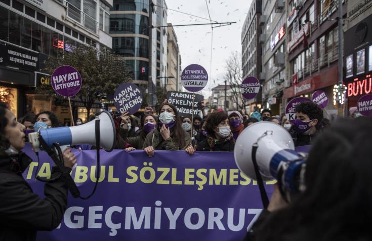 Το ΥΠΕΞ Γερμανίας επικρίνει την αποχώρηση Τουρκίας από Σύμβαση Κωνσταντινούπολης